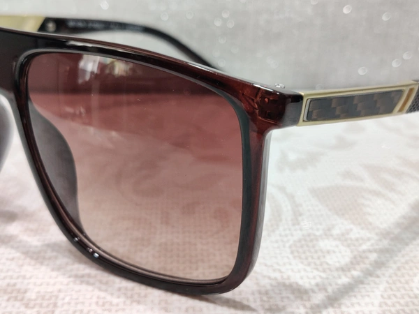 Seven Street 148 - Brown