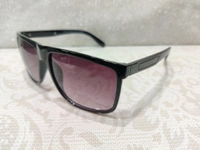 Seven Street 146 - Black