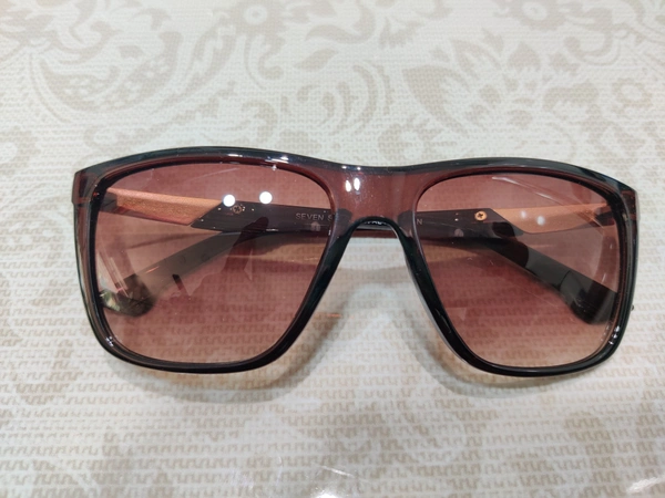 Seven Street 145 - Brown