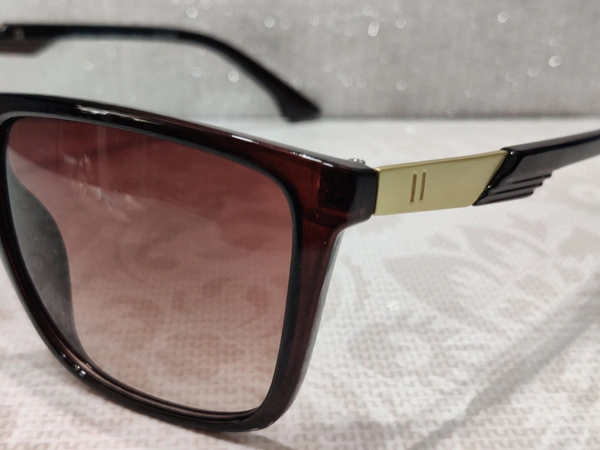 Seven Street 145 - Brown