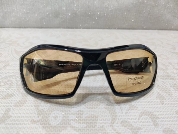 75546 Sunglasses & Polarized  - Black