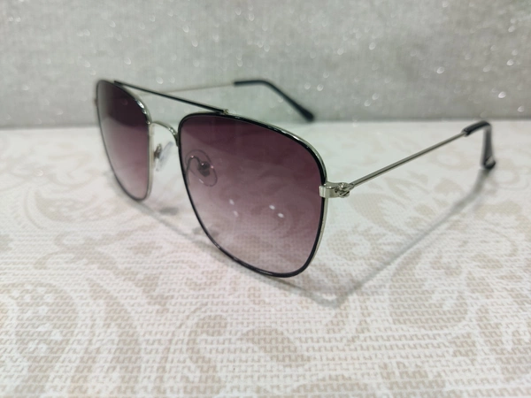 Rc 002 - Black