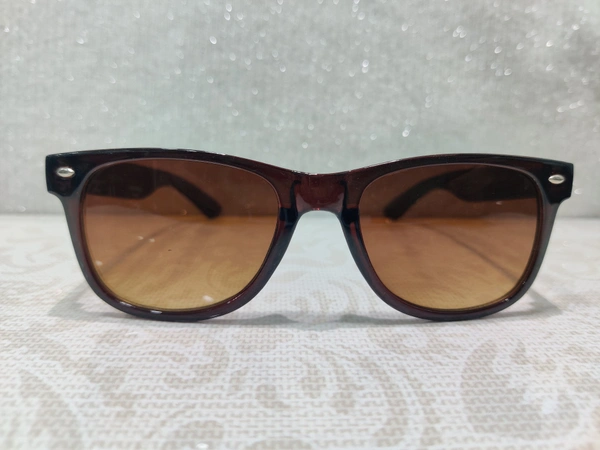 Posh 12 - Brown