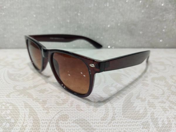 Posh 12 - Brown
