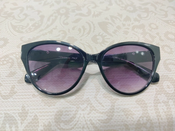 P 9102 - Black