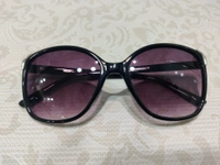 B 006 - Black