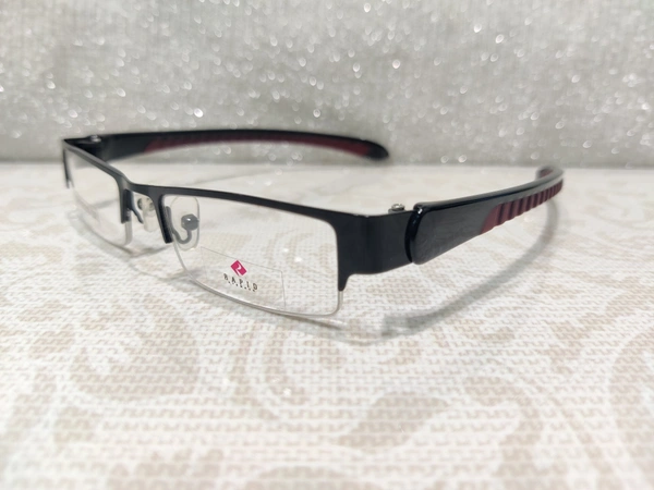 Rapid 004 - Black, 47