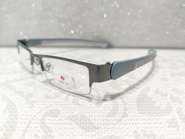 Rapid 004 - Gray