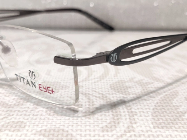 Titan Eye+ 004 - Brown, 49
