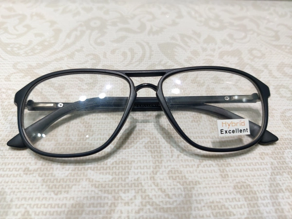 Hybrid 8043 - Black