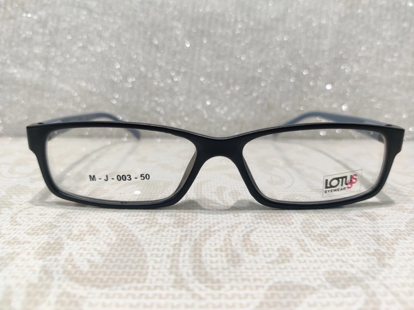 Lotus 003 - Black, 50