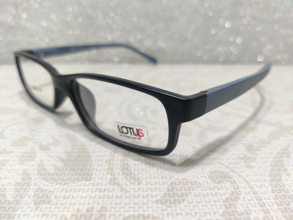 Lotus 003 - Black, 50