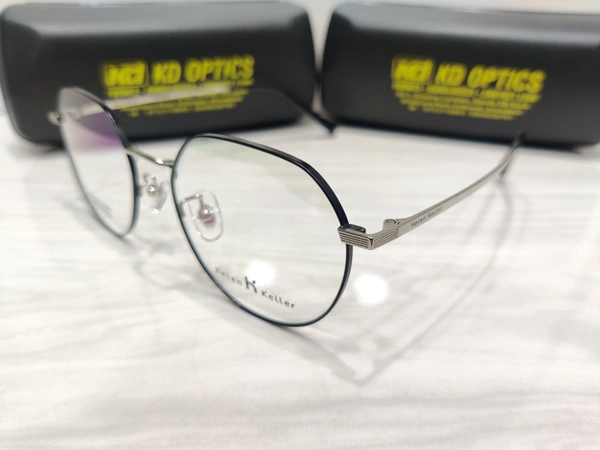 Helen Keller Titanium 23088 - Black, 52