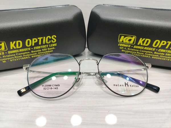 Helen Keller Titanium 23088 - Black, 52