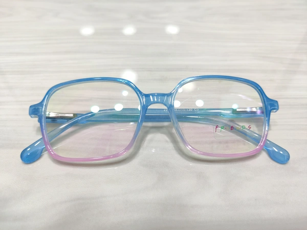 Friends 2206 - Periwinkle, 45