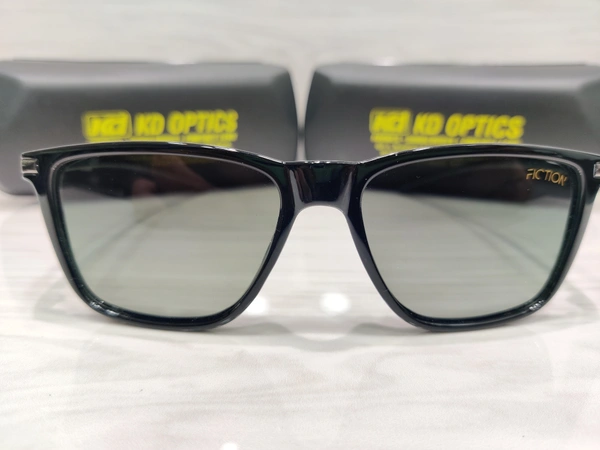 Fiction Polarized 5002 - Black