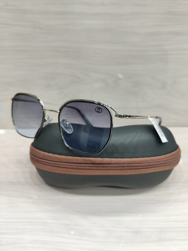 Gucci 723 - Silver, 52