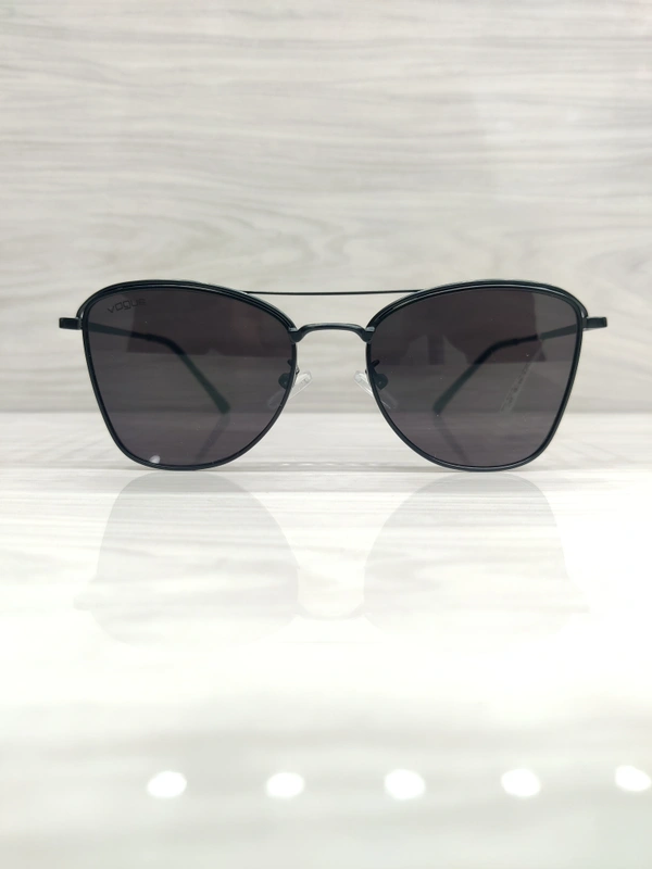 Vogue 722 - Black, 52