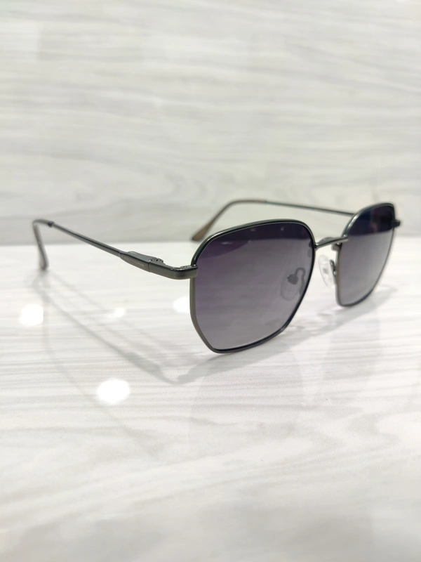 Knight Horse Polarized 31317 - Dove Gray, 52