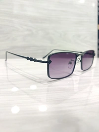B80 667 - Black, 53