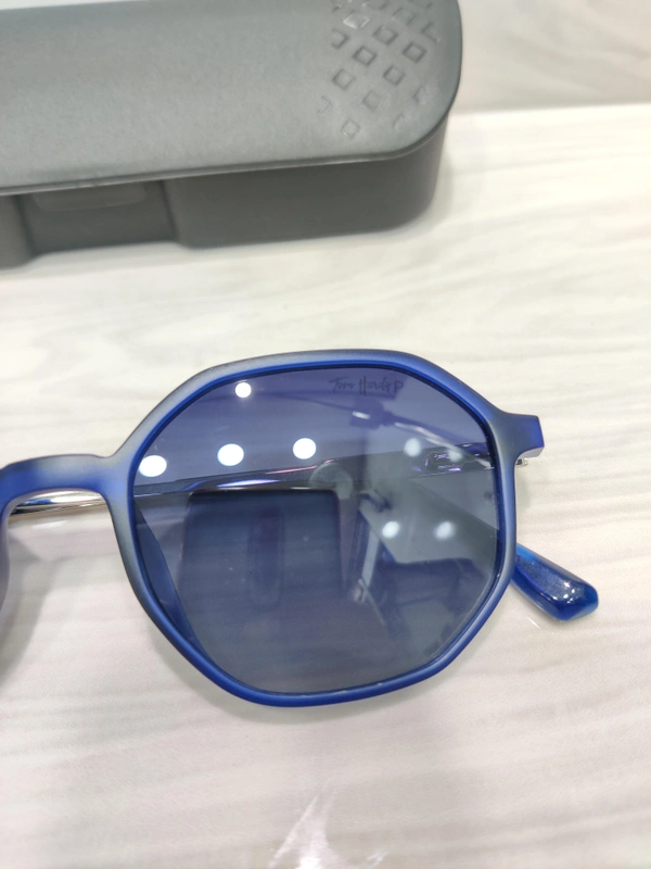 Tom Hardy Polarized 91020 - Navy Blue, 51