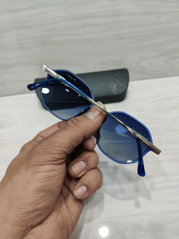 Tom Hardy Polarized 91020 - Navy Blue, 51