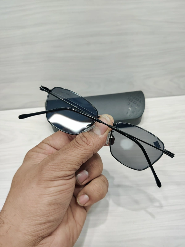 Tom Hardy 8961 - Black, 50