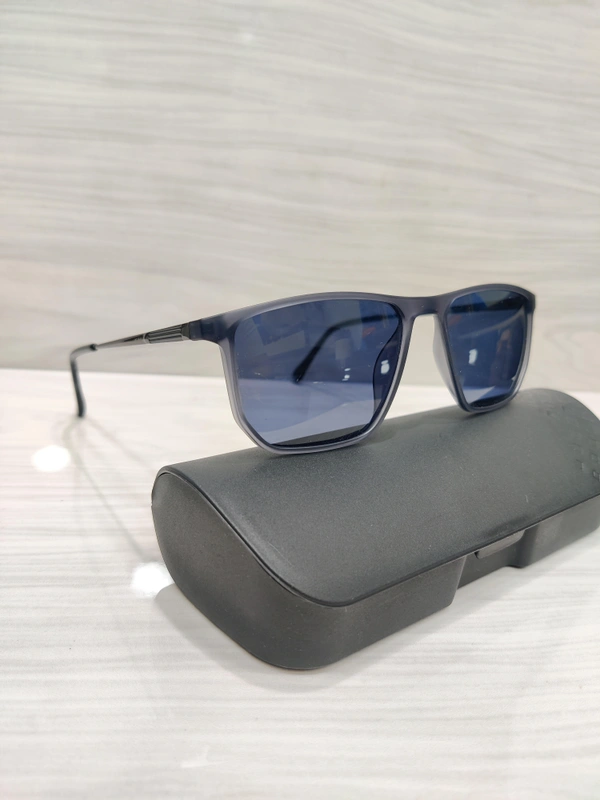 Tom Hardy Polarized 91018 - Melrose, 55