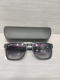 Tom Hardy Polarized 2003 - Black, 54