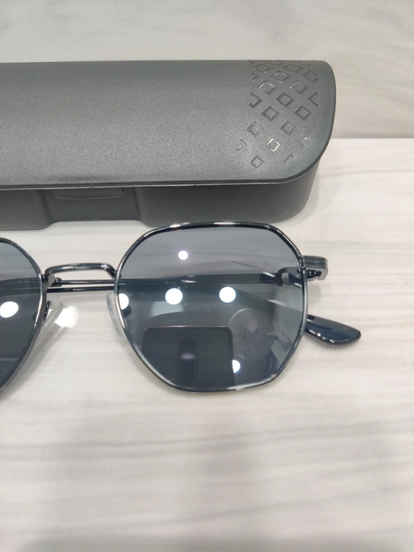 56025 - Black, 54