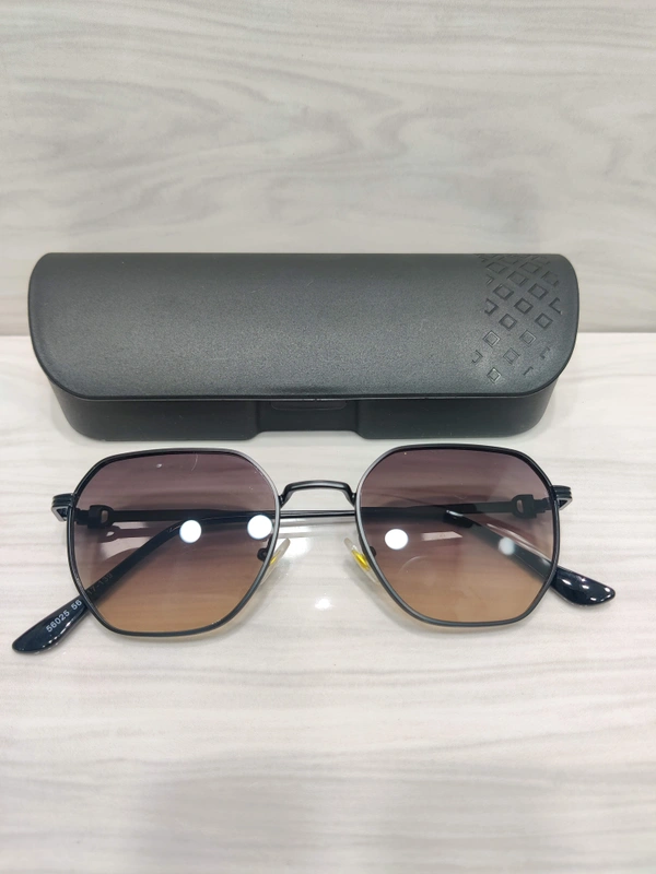 56025 - Black, 54