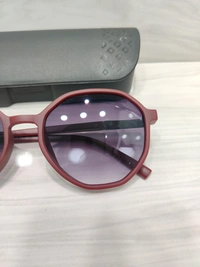 A 3098 - Maroon, 53