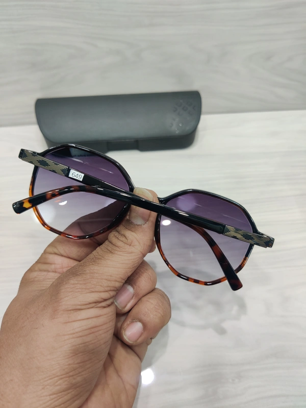 A 3098 - Black, 53