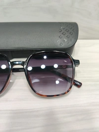 A 70029 - Brown, 53