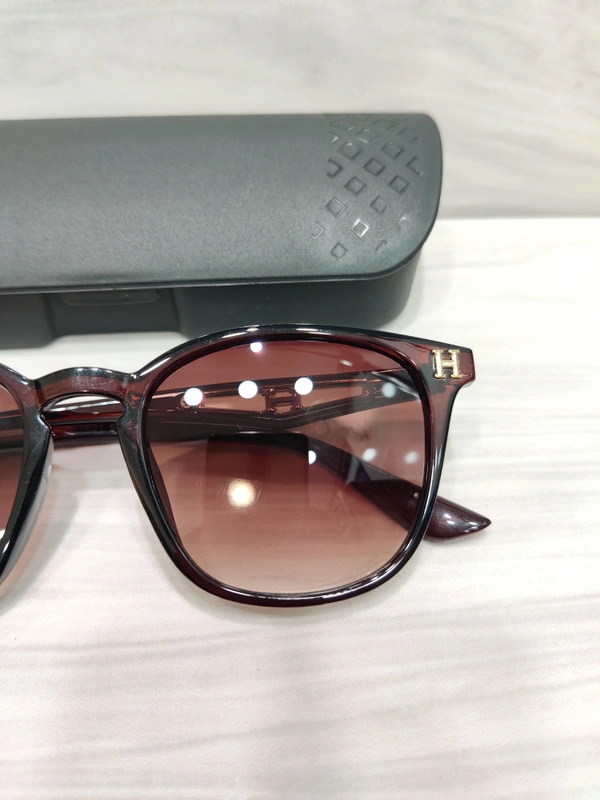 A 70031 - Brown, 51