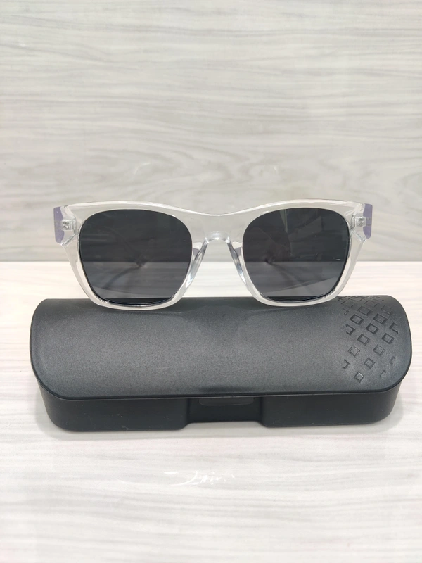 Polarized 3251 - 46, White