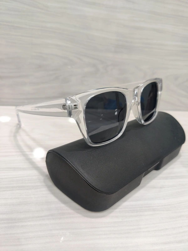 Polarized 3251 - 46, White