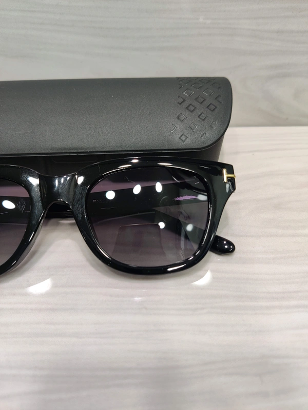 Rx 22004 - Black