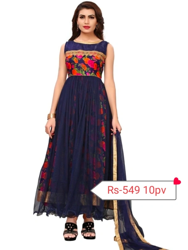 Gown - M