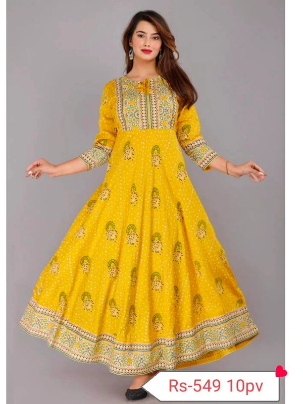 Gown - M