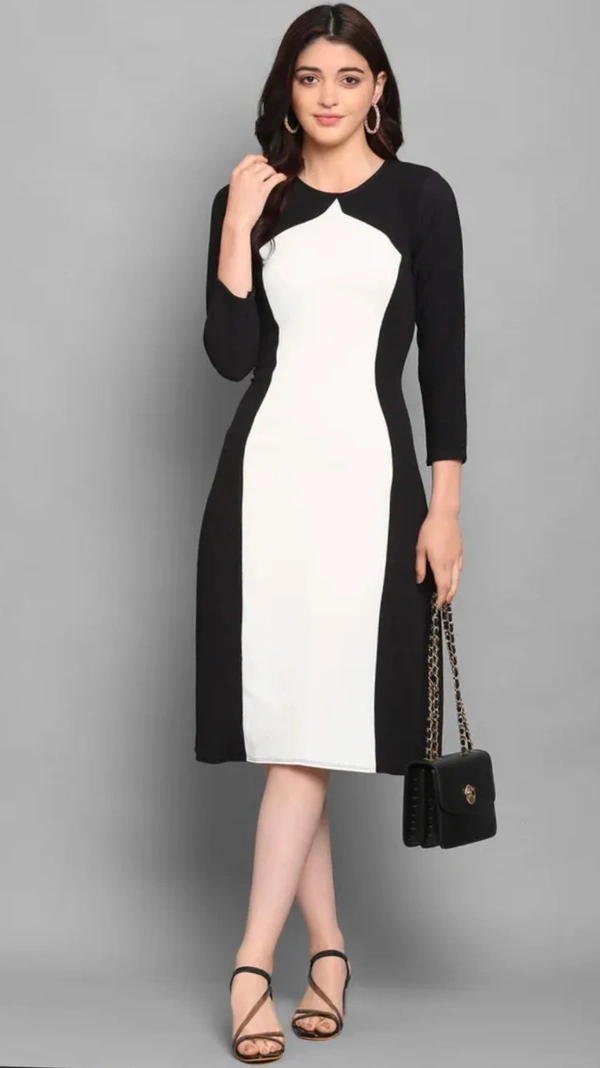 Gown - M