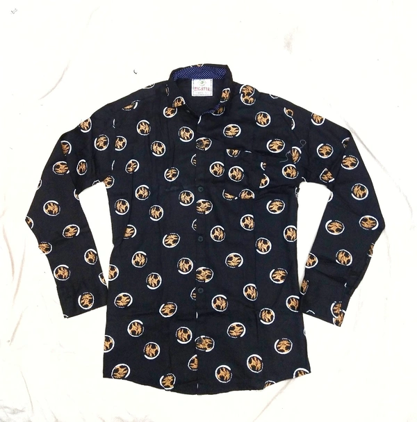 Shirt  - M
