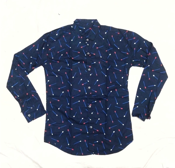 Shirt  - M