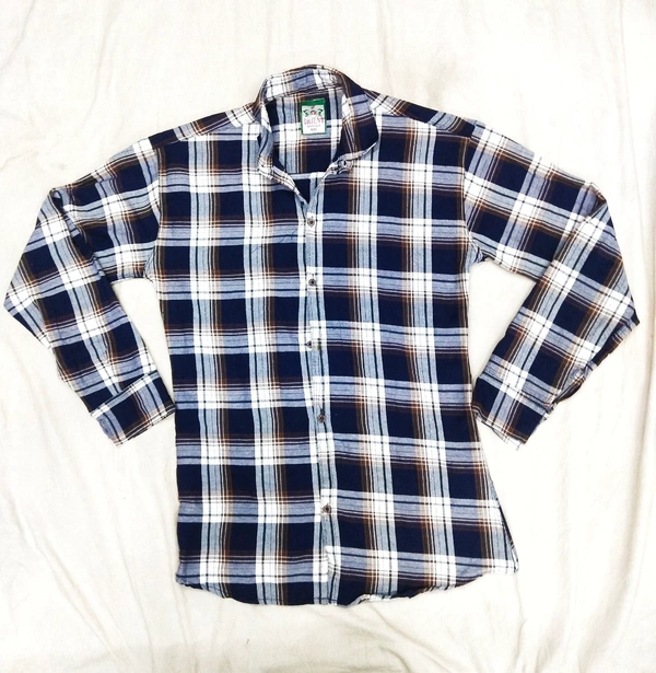 Shirt - M