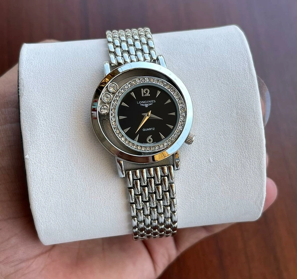 LONGINES