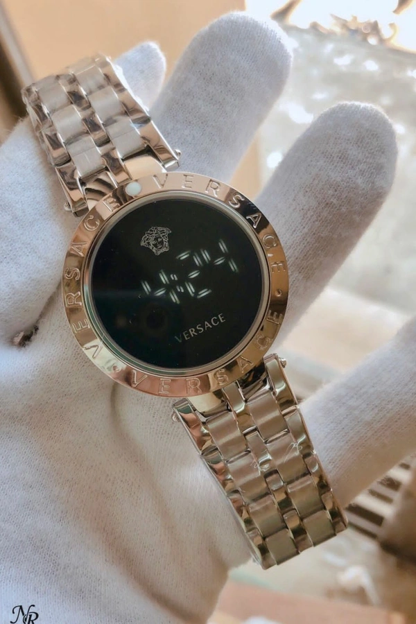 VERSACE DIGITAL