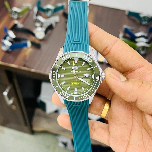 TAG HEUER