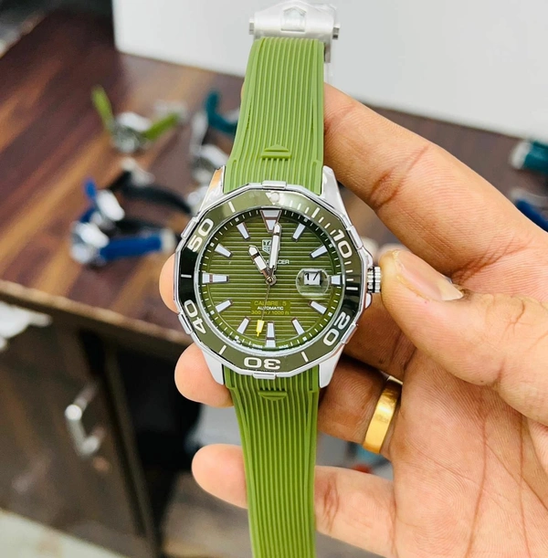 TAG HEUER