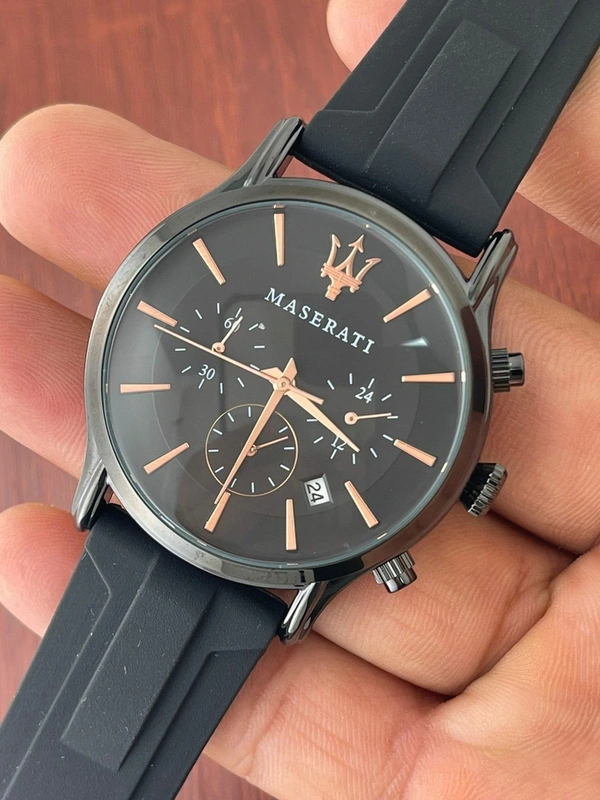 MASERATI (NEE MODEL)