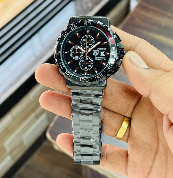 TAG HEUER